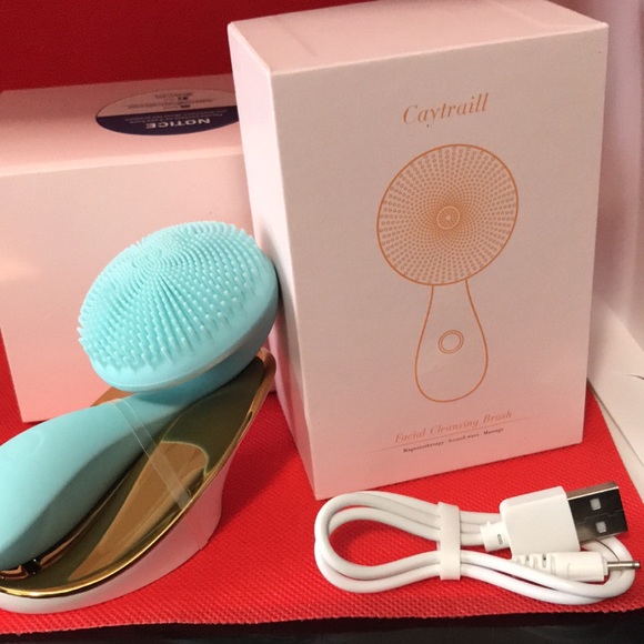 Caytraill Facial Cleansing Brush New - Picture 3 of 3